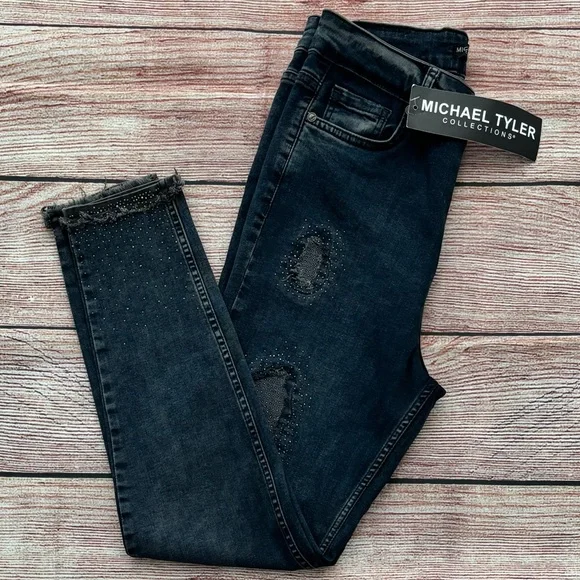 NWT!⭐️ Michael Tyler • Distressed Jeans with Rhinestone Accents- Women’s Size 12 - Picture 15 of 16